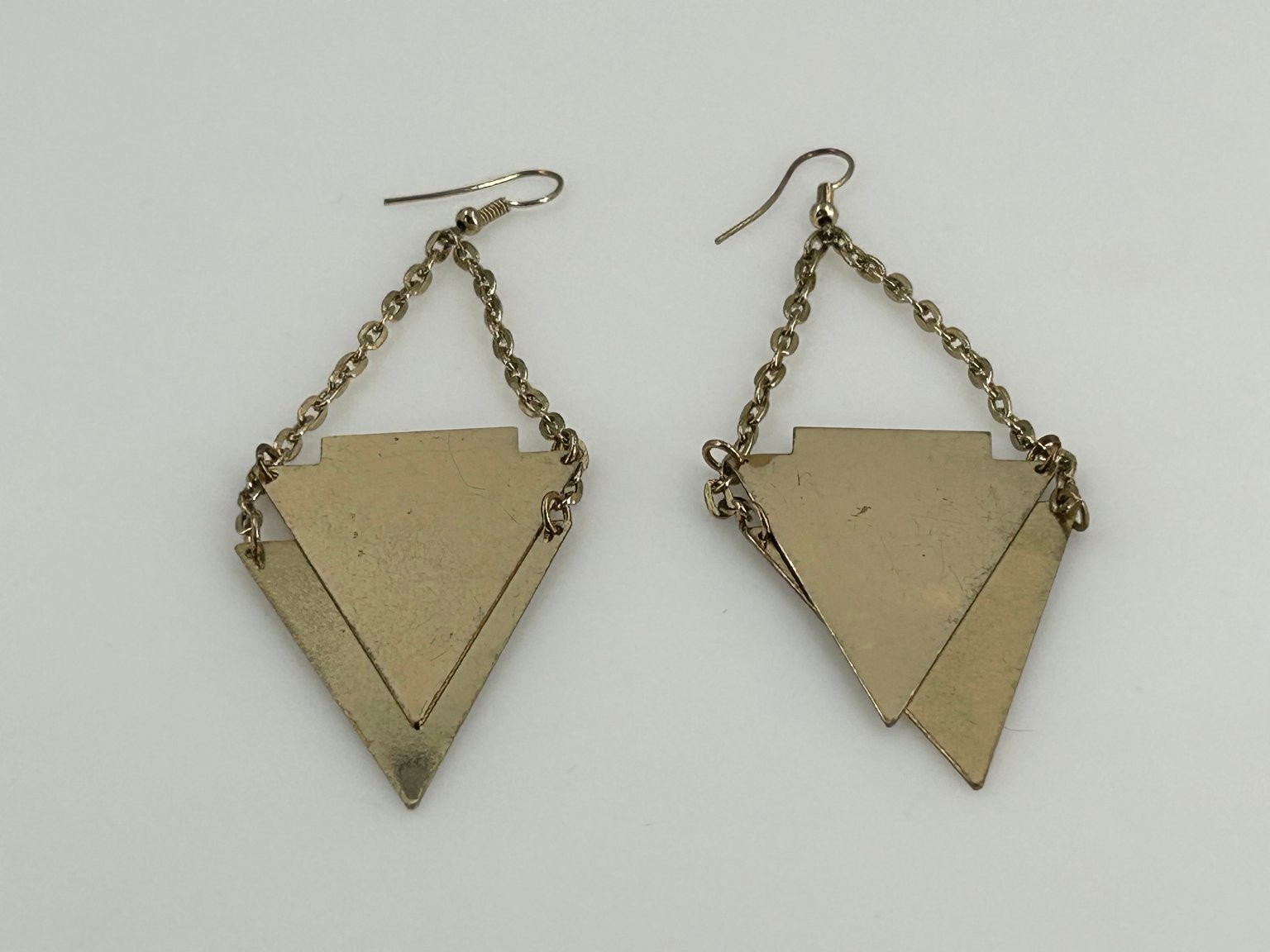 Vintage Geometric Triangle Dangle Hook Earrings Gold Tone Chain 3.5in Drop