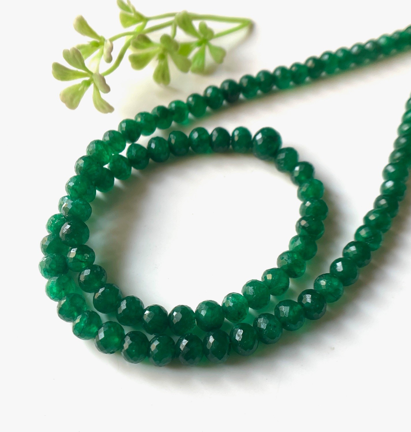 18 INCH~AAA+Quality Natural Green Emerald Faceted Rondelle Beaded Necklace-6/8MM