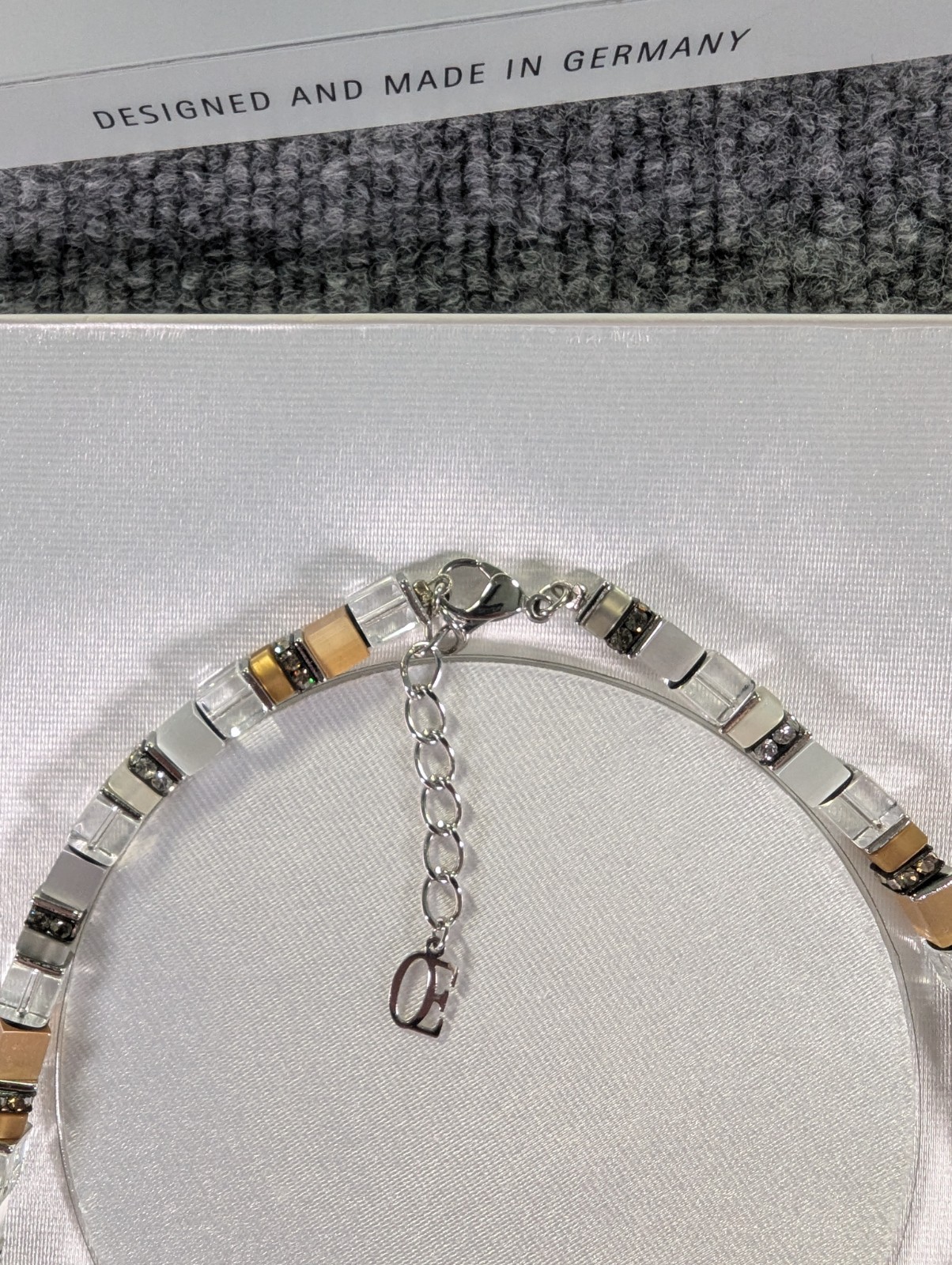 Coeur De Lion GeoCUBE Iconic Neutral Crystal Necklace 4016/10-1400 Original Box