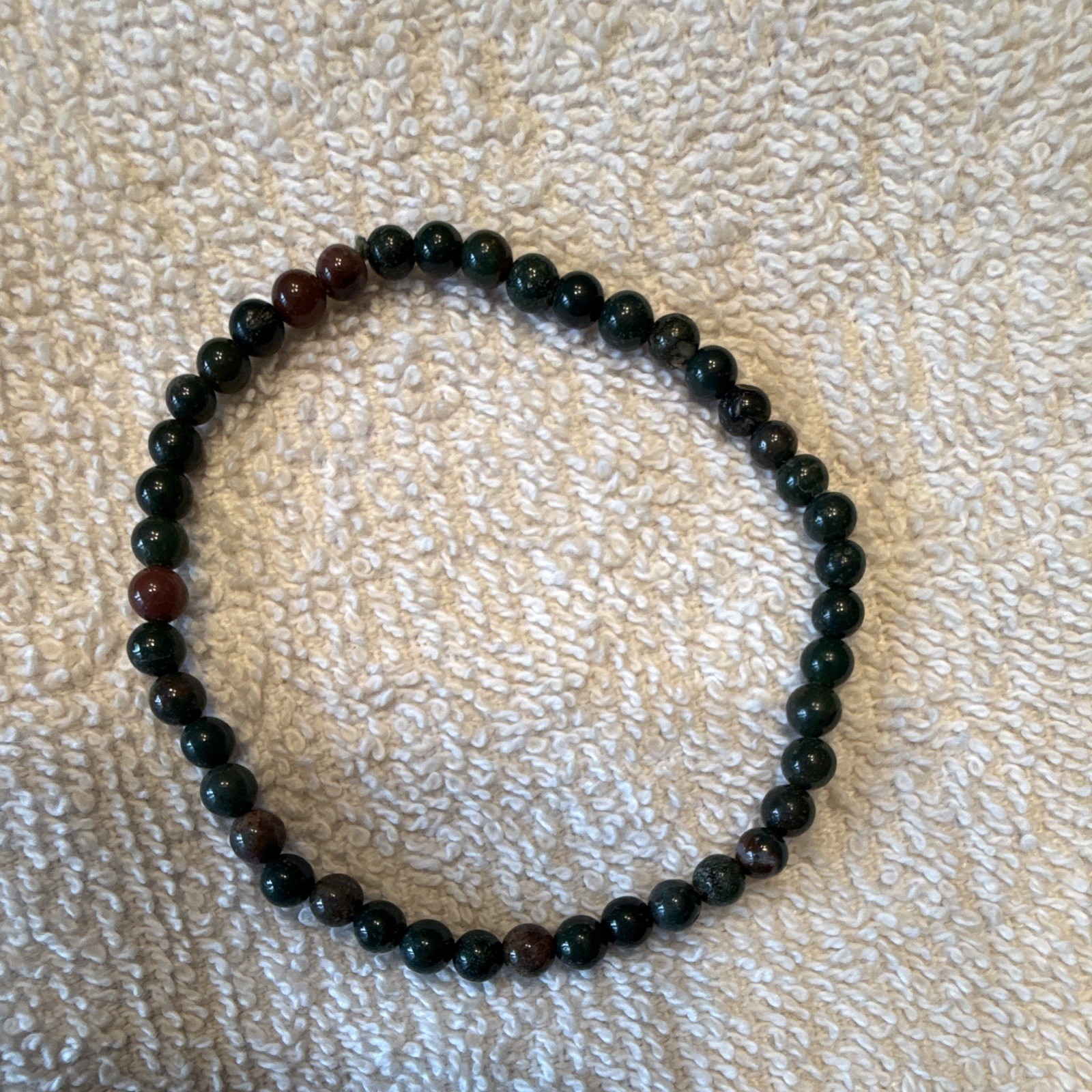 Bloodstone/ Green & Red Stone Beaded Stretch Bracelet Round Ball