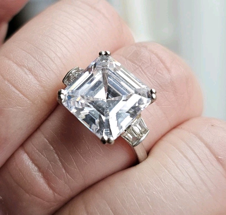 BGE 925 Sterling Silver Asscher Cut Simulated Diamond Ring Size 9.5 – 6.79g