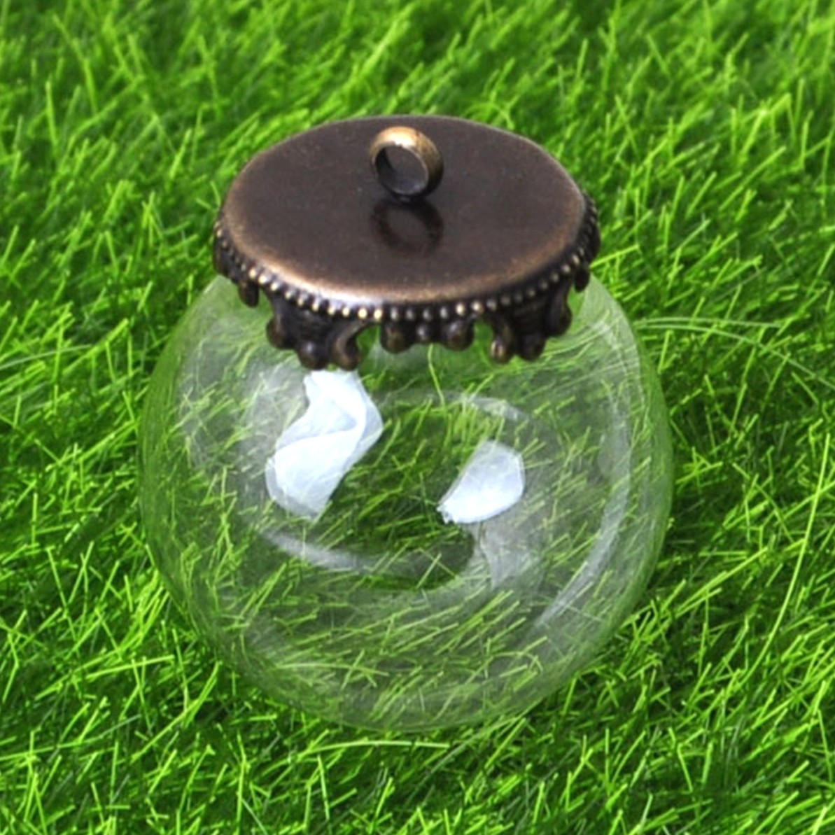 2pcs DIY Globe Glass Bottle Pendant 20mm -35mm with Bronze Base MemoryLocket