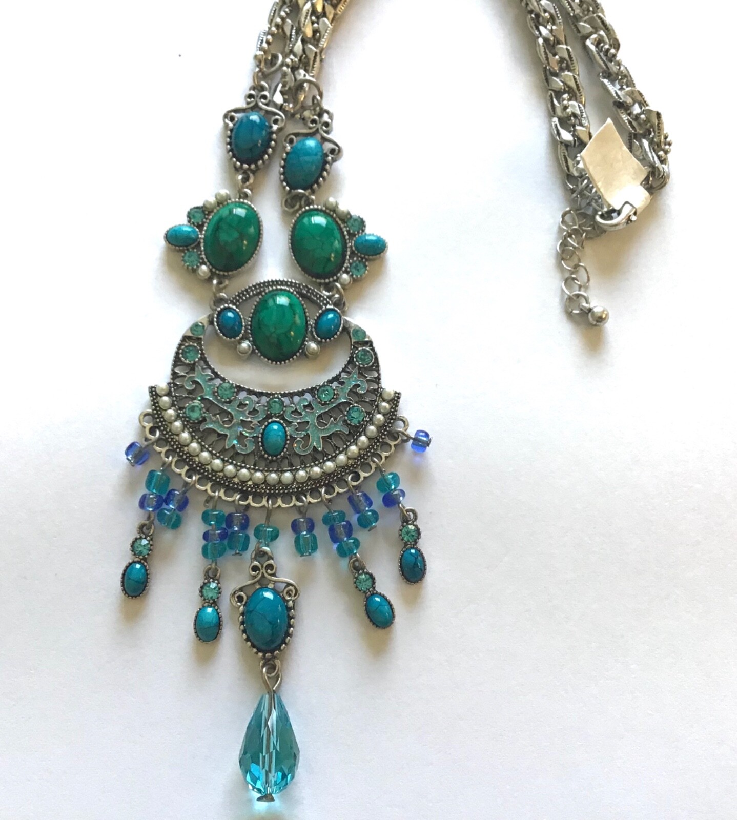 Fashion Necklace- silver tone – oval stones crystals Green blue intricate desigN