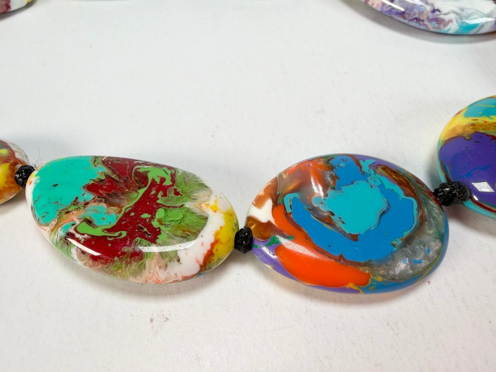 Sobral – Multi-Colour “Gabriele K” Resin Necklace ( 003616 )