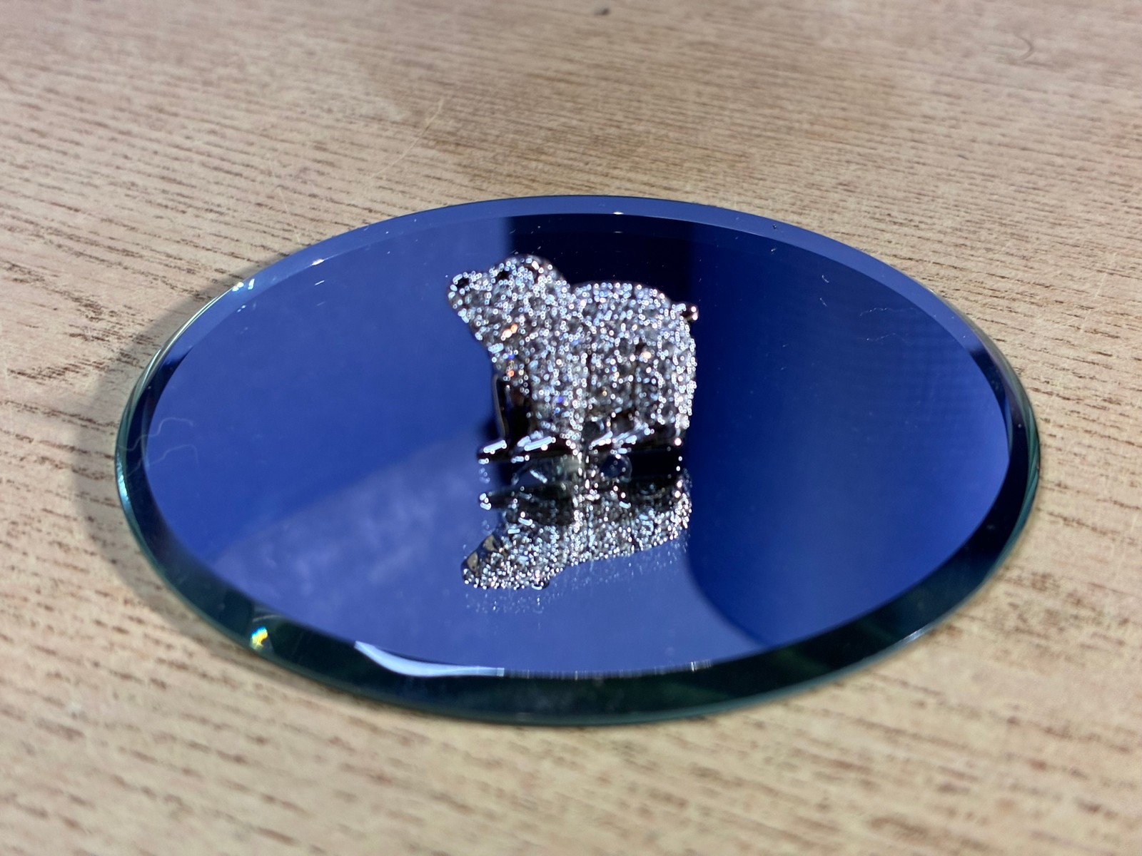 2011 Swarovski Polar Bear Membership Gift Stick Pin