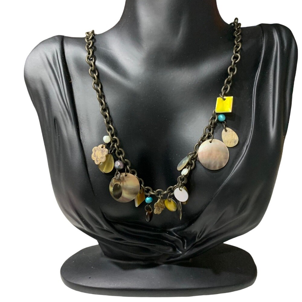 Premier Designs Seashore Tahiti Shell Mother of Pearl Freshwater Pearl Necklace