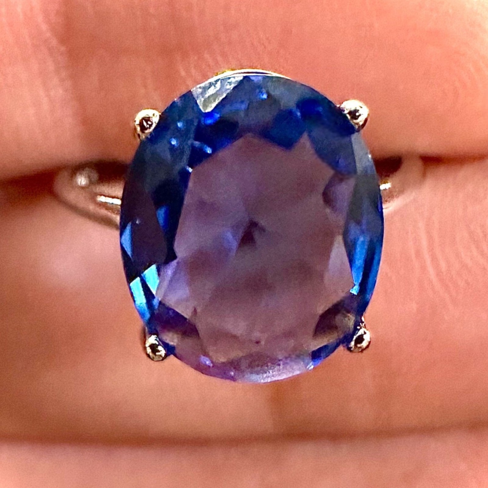 Tanzanite CZ Statement Ring 925 Sterling Silver Oval Blue Purple Size 6-9