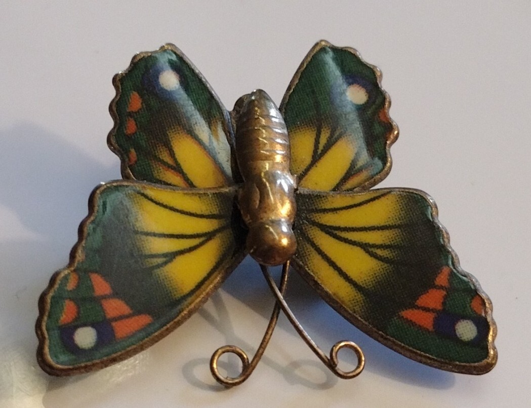 Vintage Beautiful Butterfly Mariposa Brooch Gold Metal Colorful
