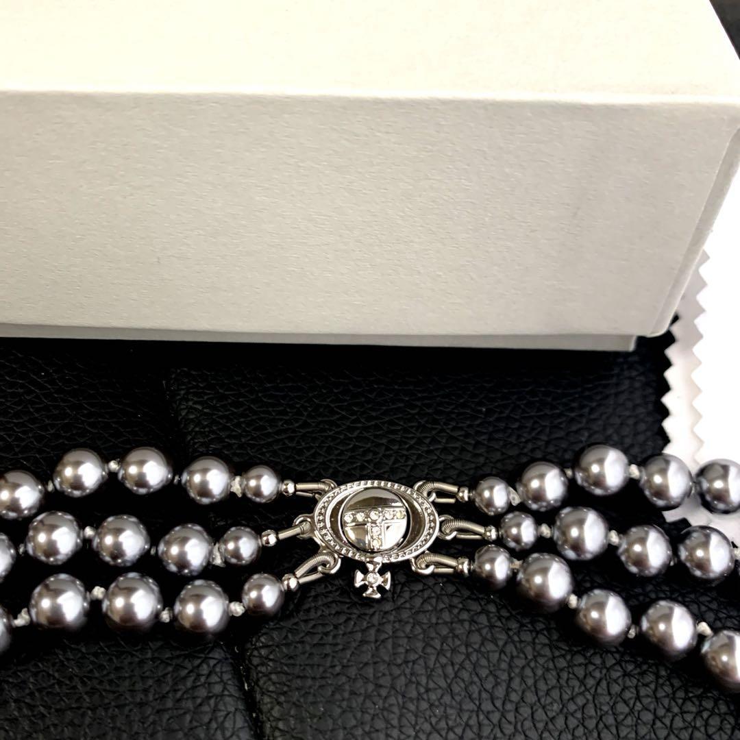Vivienne Westwood Necklace Three Strands of Pearls Long Orb Gray IN BOX
