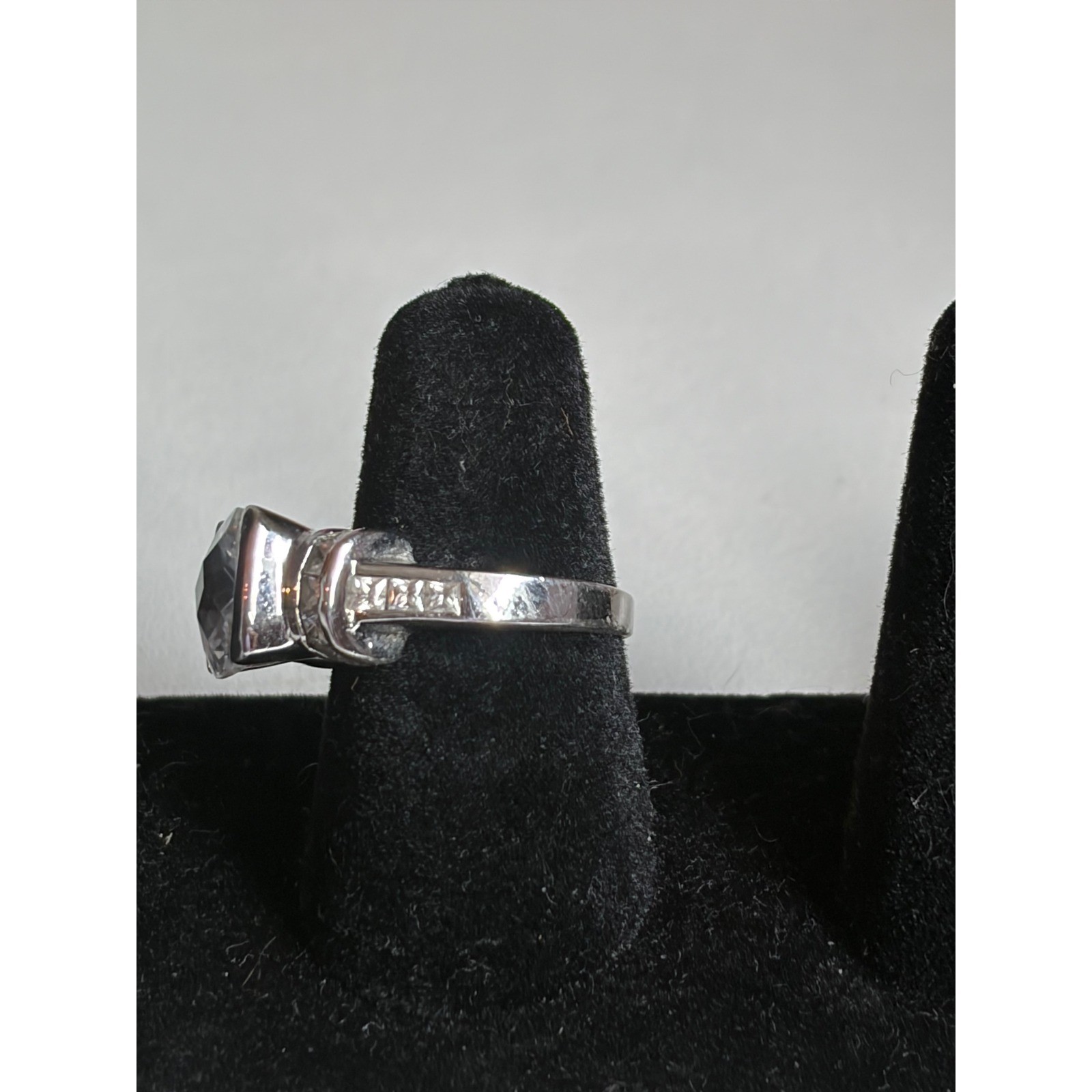 Sterling Silver 925 Cushion Cut Cubic Zirconia Tension Bar Set Statement SZ 6
