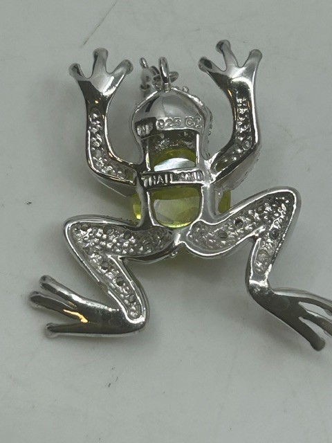 925 STERLING SILVER FROG PENDANT PERIDOT & ACCENTS STATEMENT