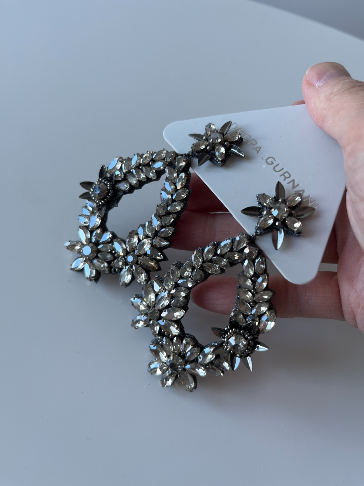 NWT Dramatic Large Deepa Gurnani Rhinestone Dangle Chandelier Earrings