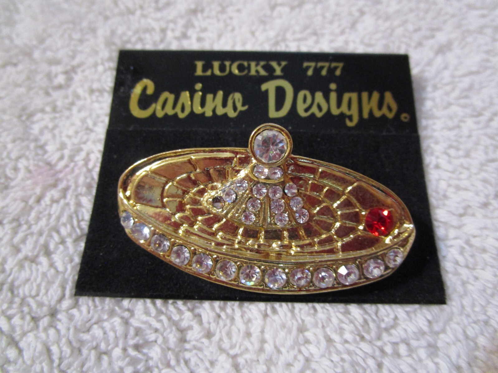 SHARP “ROULETTE WHEEL” CASINO BROOCH PIN RHINESTONES LUCKY NUMBERS