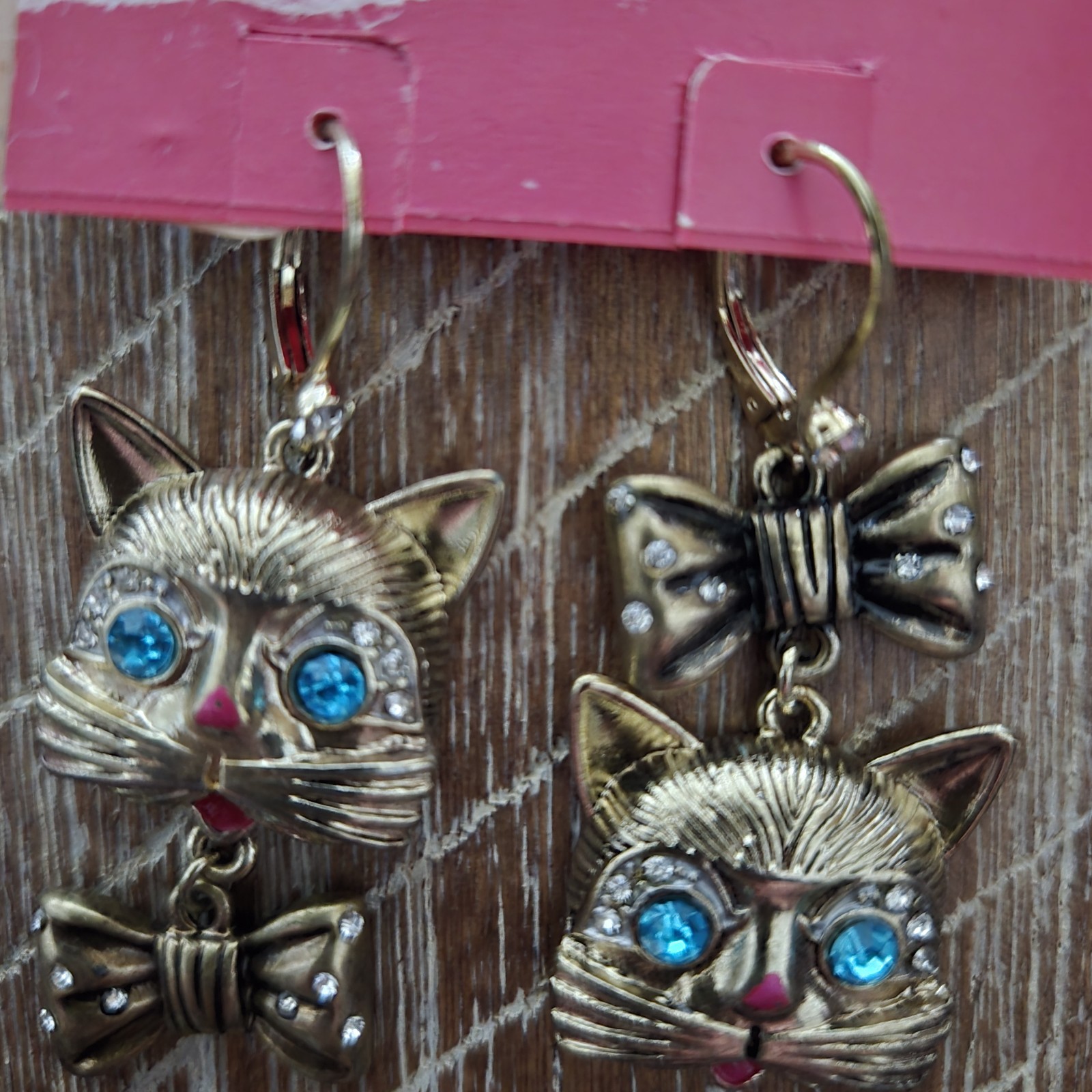 Betsey Johnson Authentic Cat Bow Dangle Drop Earrings Gold Tone Blue Crystal