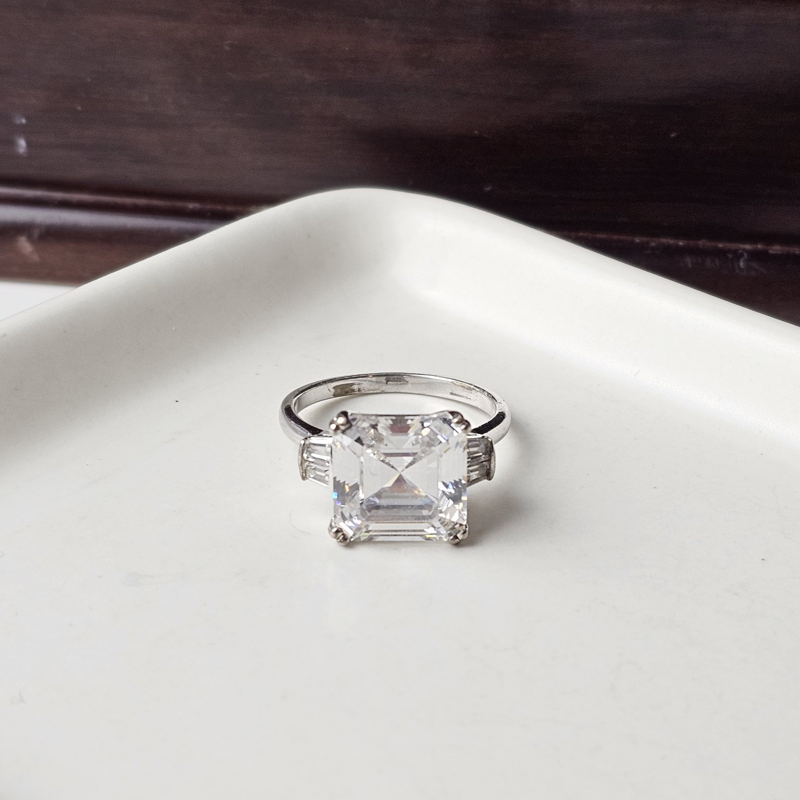 BGE 925 Sterling Silver Asscher Cut Simulated Diamond Ring Size 9.5 – 6.79g