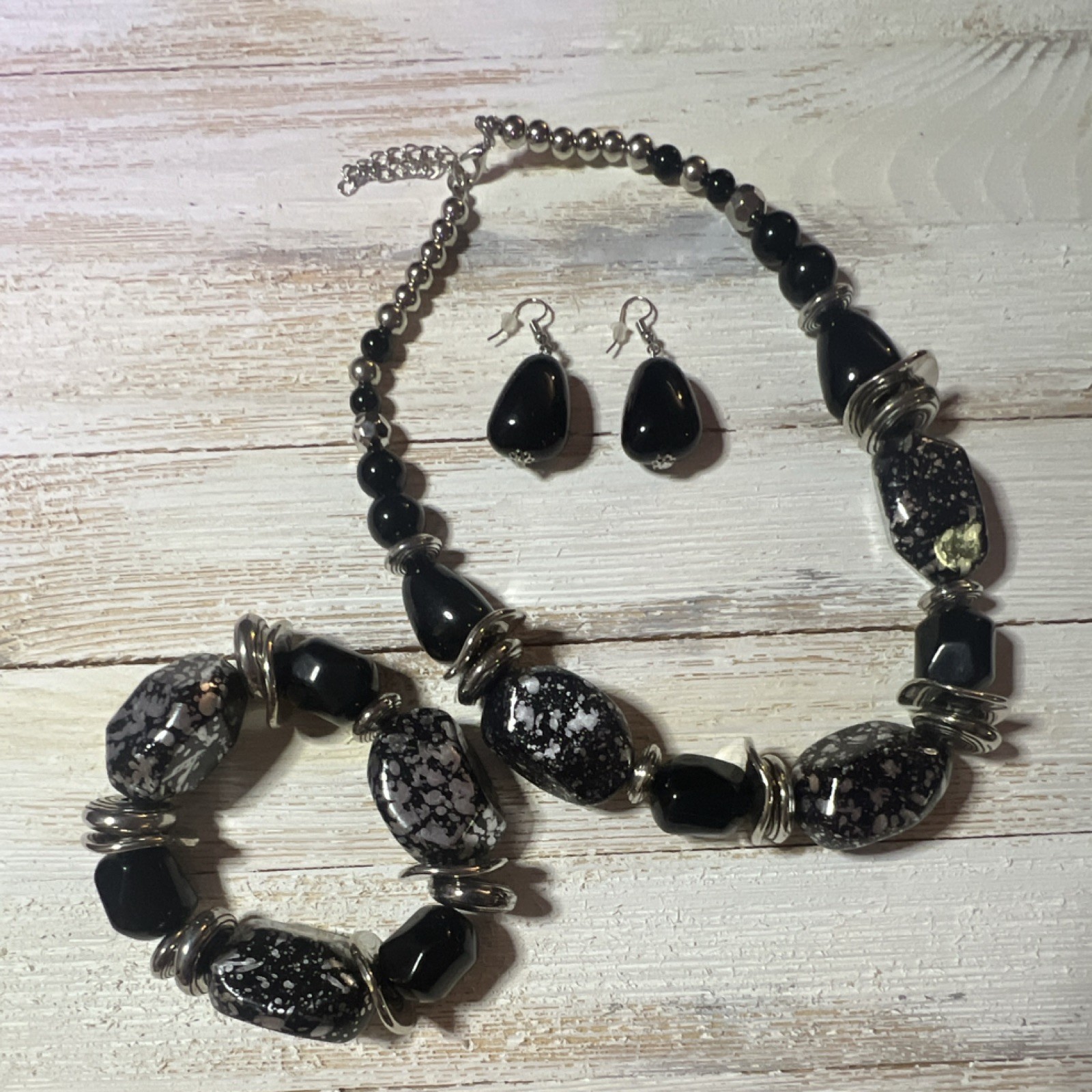 Black & Silver Beaded Jewelry Set Necklace Bracelet & Dangle Earrings