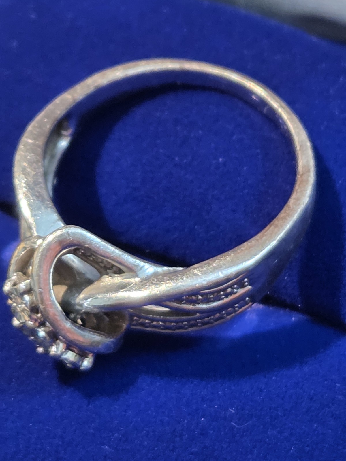 Gemstone Chip Accent Ring Swirl Style Sterling Silver Ring Size 6 3/4 Inches