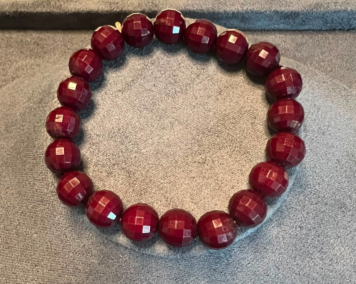 Red Faceted Art Glass Stretch Bracelet Ruby Garnet Wine Bead Bracelet 23cm Vinta