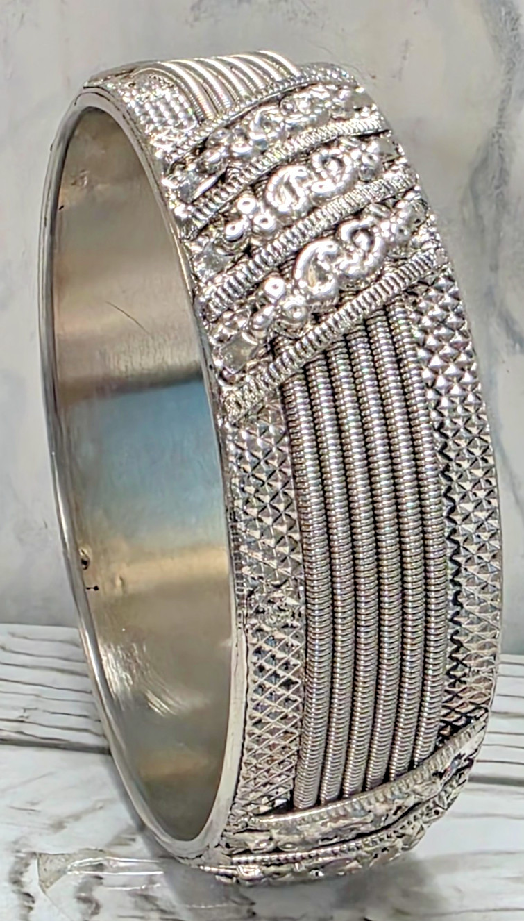 Silver Plated Bangel ‘Knitted/Braided’ Look, Non-Closure Bracelet 2.75″ x 1″