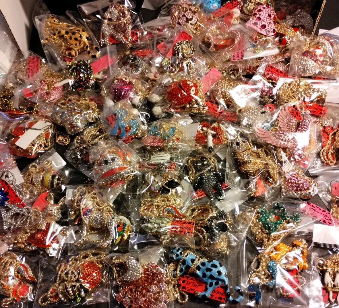 BETSEY JOHNSON Rhinestone novelty pendant necklaces/ Pins Wholesale lot Of 25