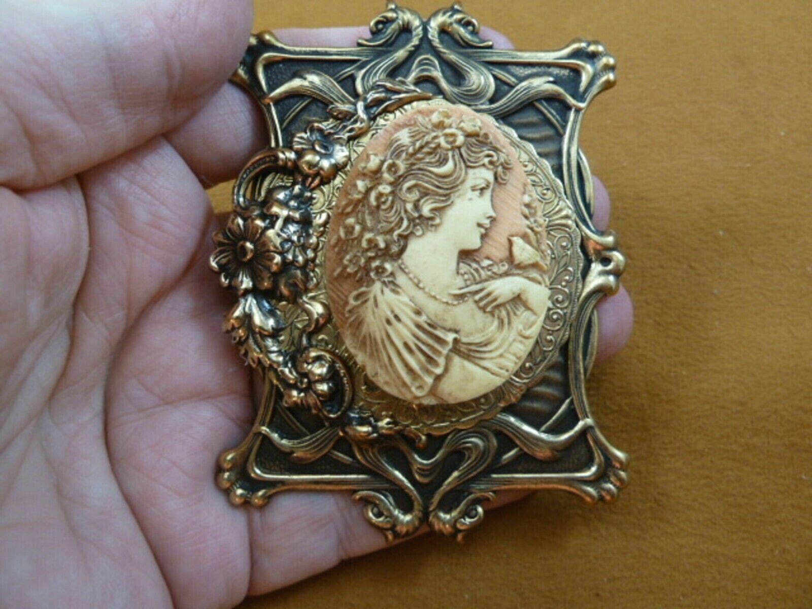 (CL17-22) Lacy LADY woman BIRD white + orange CAMEO scrolled brass Pin pendant