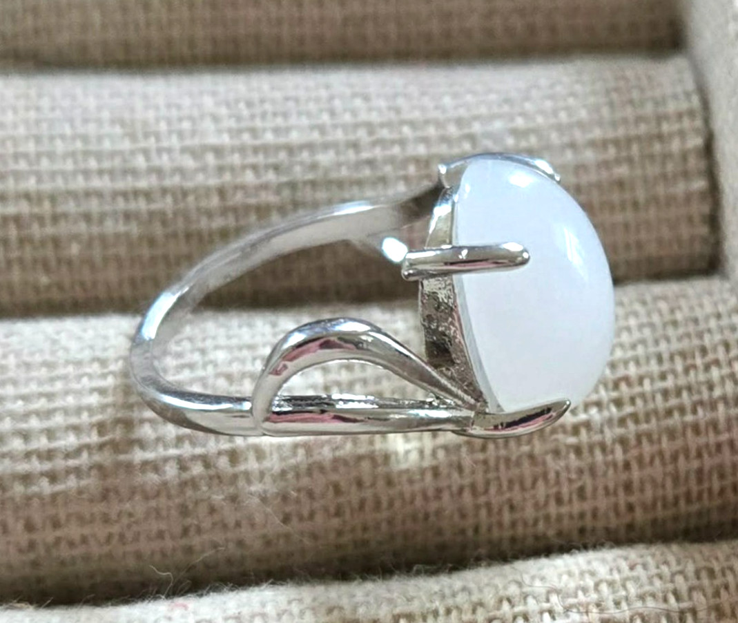 Quartz Ring Acrylic Simulated Size 5 Next Day Shipping