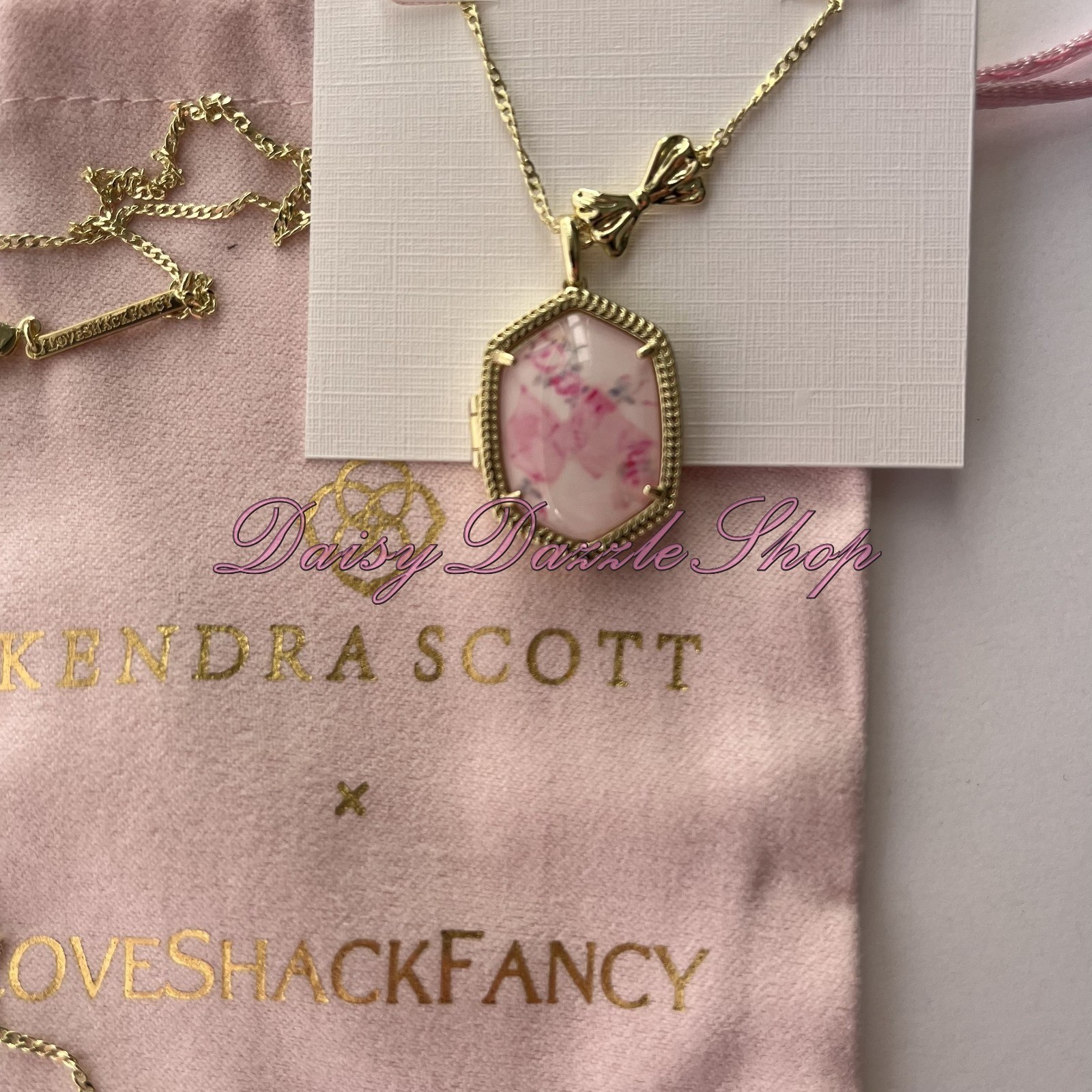 🎀Kendra Scott x LoveShackFancy Daphne Gold Locket Necklace Pink Mint Rosa Beaux