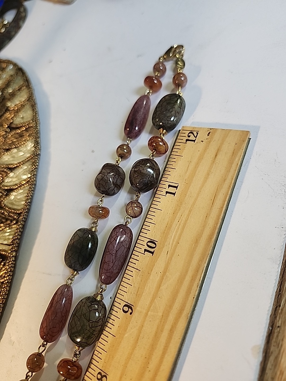 Liz Claiborne Necklace Beaded Neutral Colors Gold Tone 26″