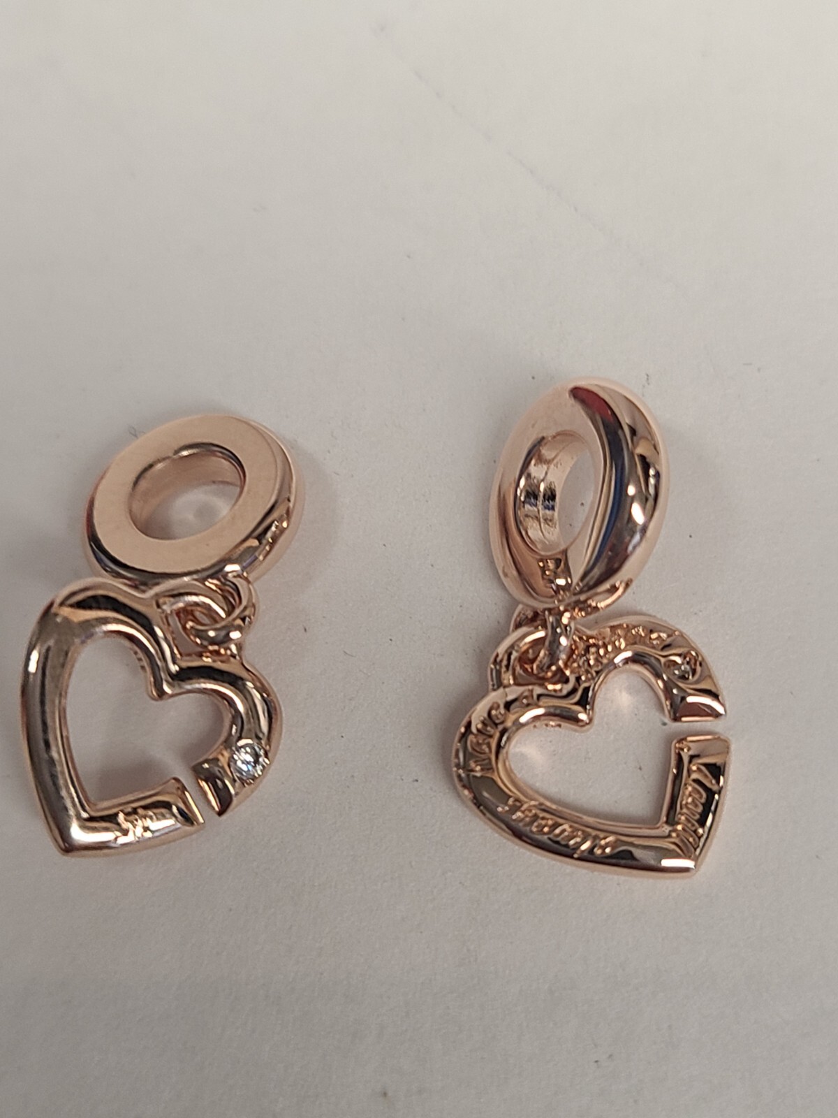 Pandora Linked Sister Hearts Split Dangle Charm – 14k Rose Gold Plating / Cubic