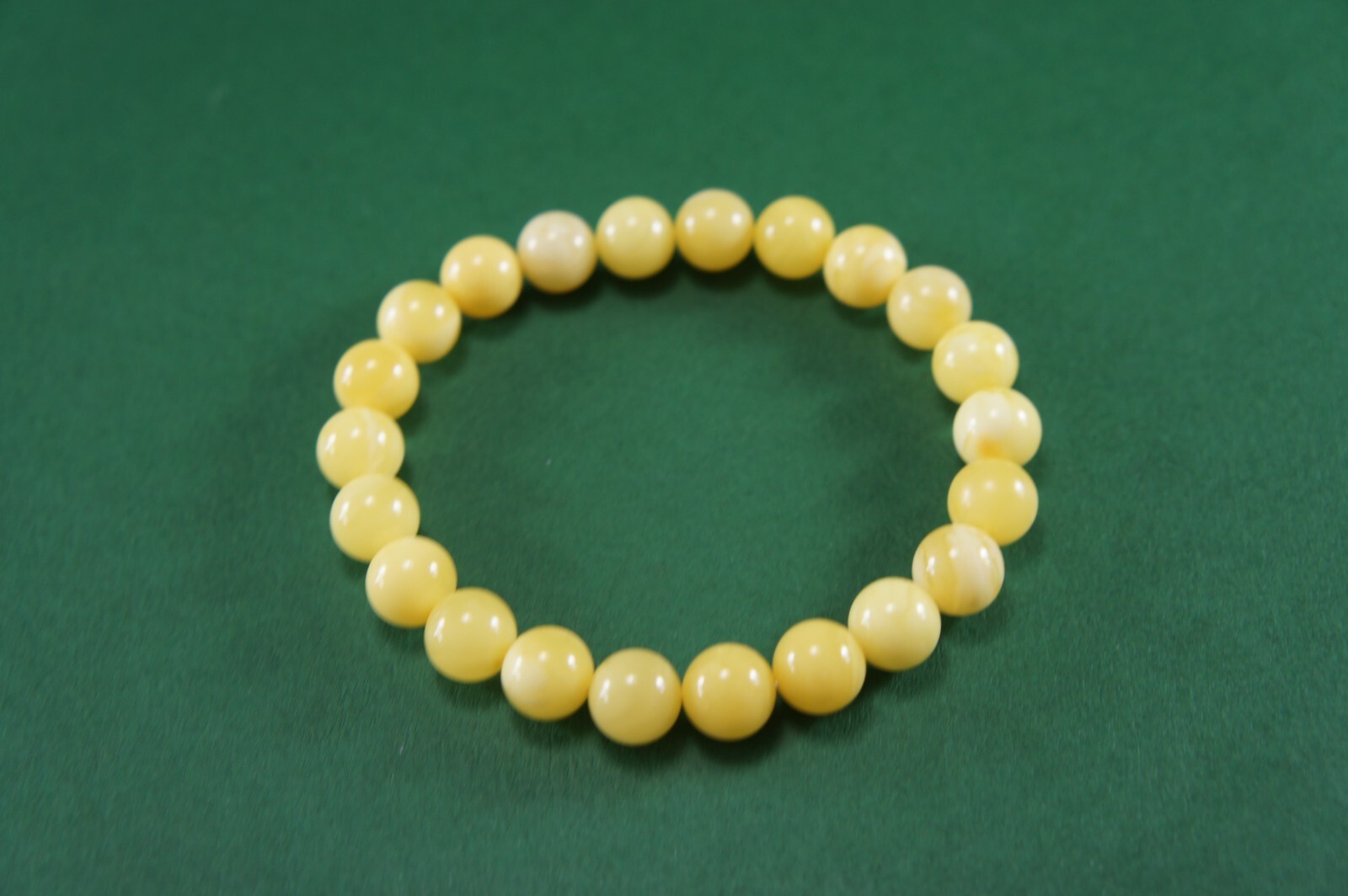 Natural Baltic Amber Bracelet 9.5 g /0.33 oz/ Beautiful Gift For Unisex #2345A