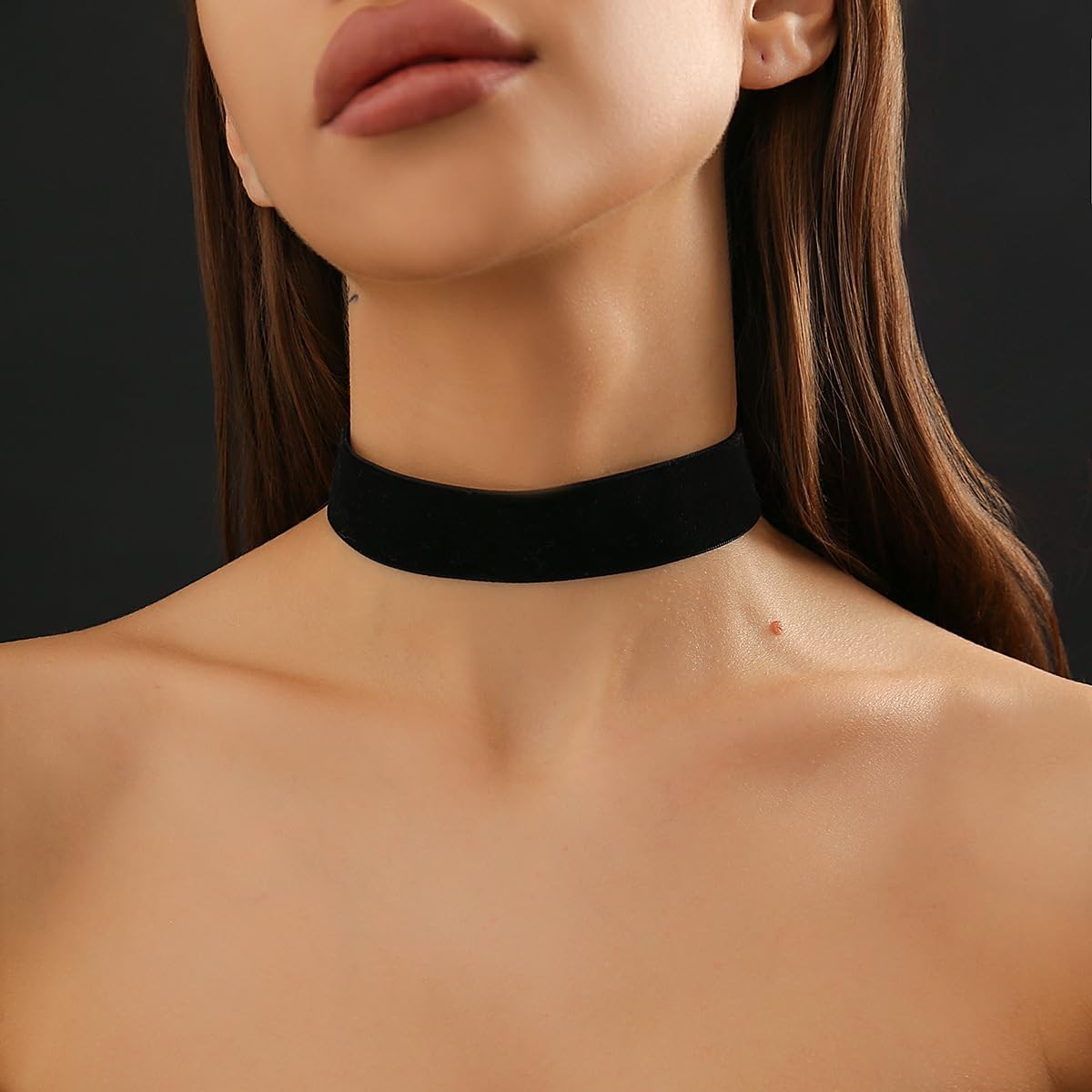 yfstyle 4pcs Black Choker Necklaces for Woman Adjustable Layered Black Velvet…