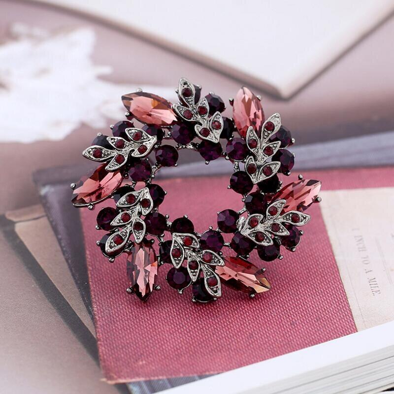1PCS Flower Crystal Brooches For Women Rhinestone Fashion Elegant Brooch Pin