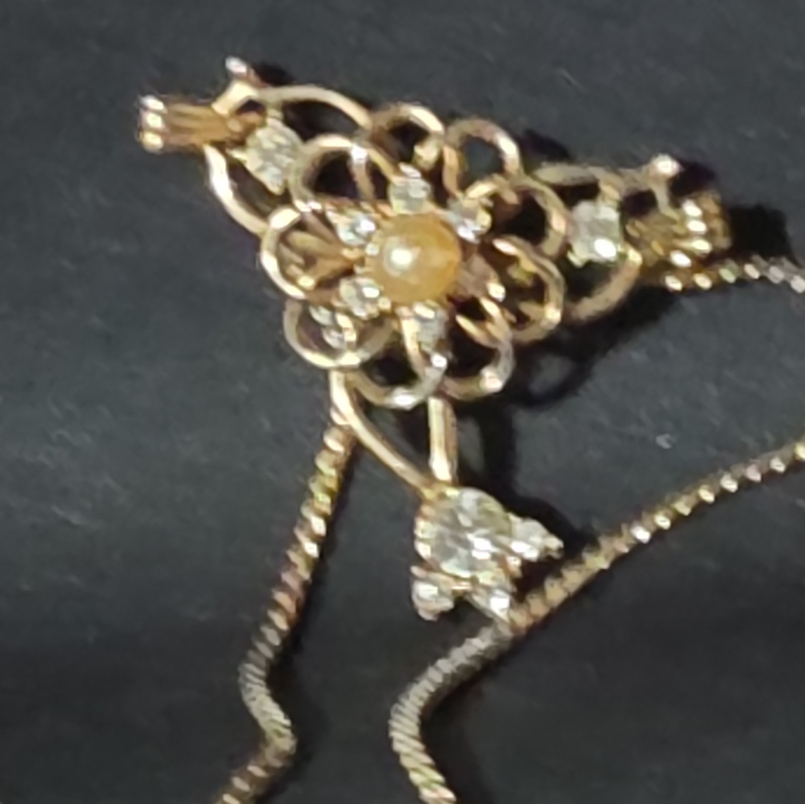Gold Tone Flower Charm Pendant Necklace Cream Pearl Rhinestones Snake Chain