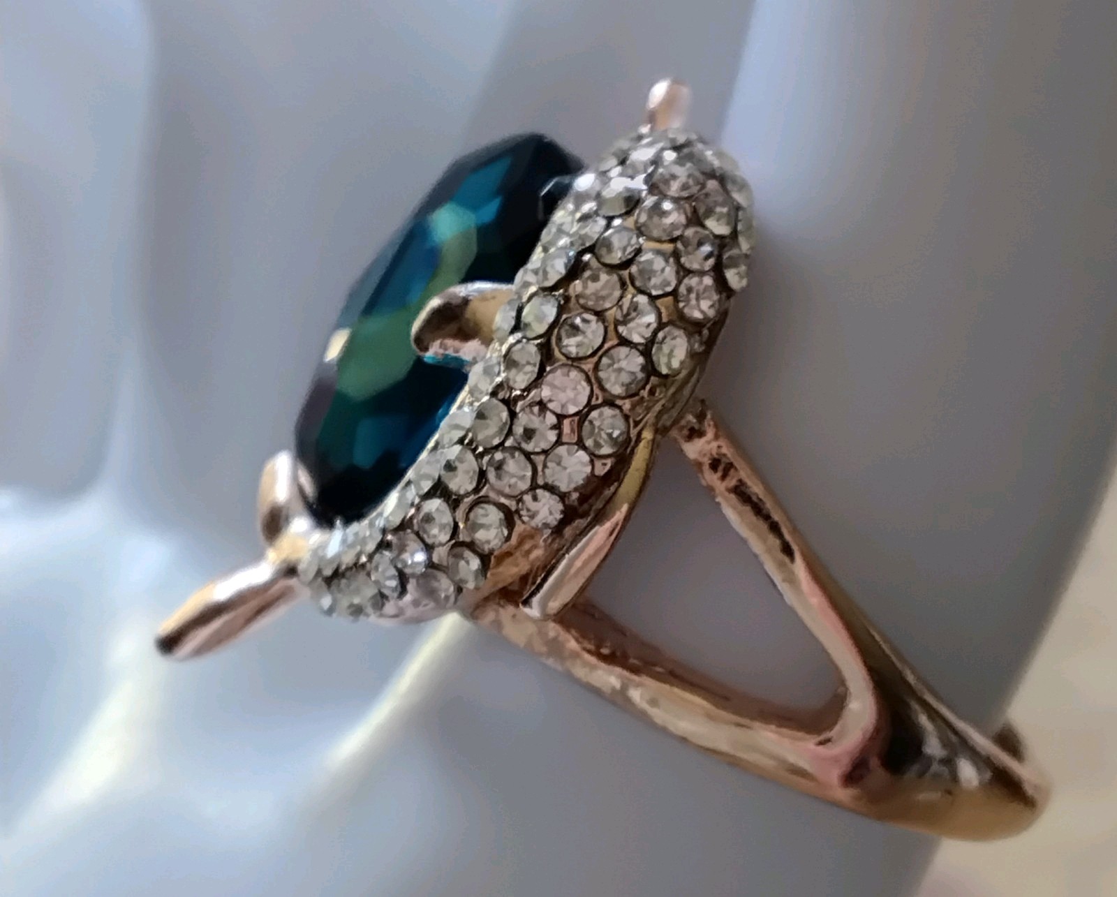 AUSTRIAN CRYSTAL AQUA MARINE CZ DOLPHIN Fashion Ring💙 Beach Beautiful Size 8.5″