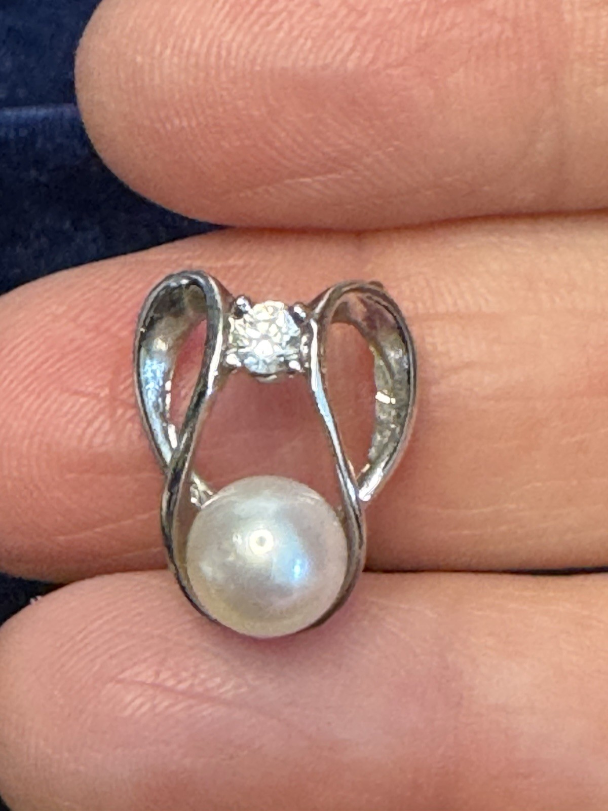 Sterling Silver Pearl & CZ Pendant Elegant Ribbon Swirl Estate Fine Jewelry en