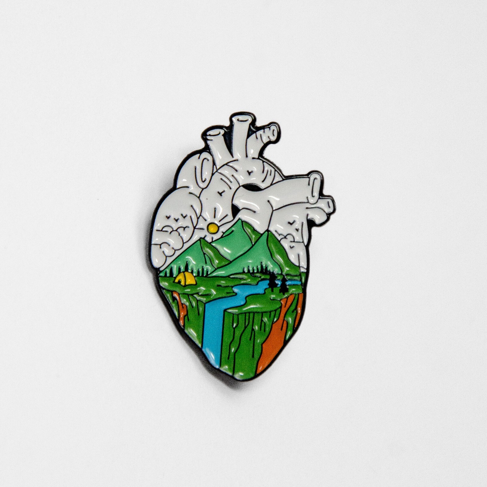 Anatomical Heart Mountains Travel Nature Metal Pin Jewelry Gift – FREE SHIPPING