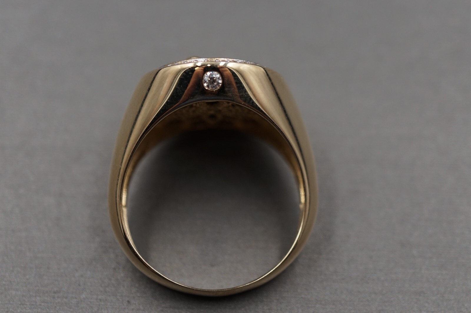 14K Solid Yellow Gold 15.2MM Scorpion CZ With Onyx Oval Shape Band Ring. Size 10
