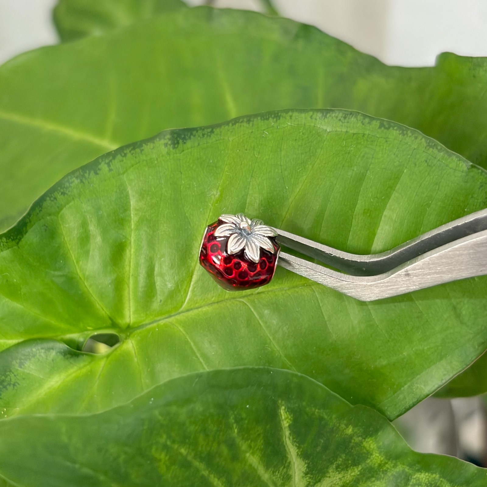 100% NEW #791681C01 PANDORA Strawberry Charm WITH BOX