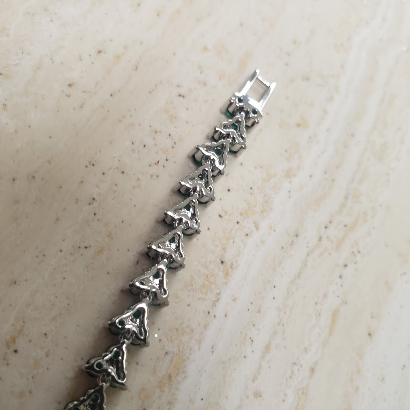 Austrian Green Crystal Tennis Bracelet/Anklet, 18.5cm /7.25 inches