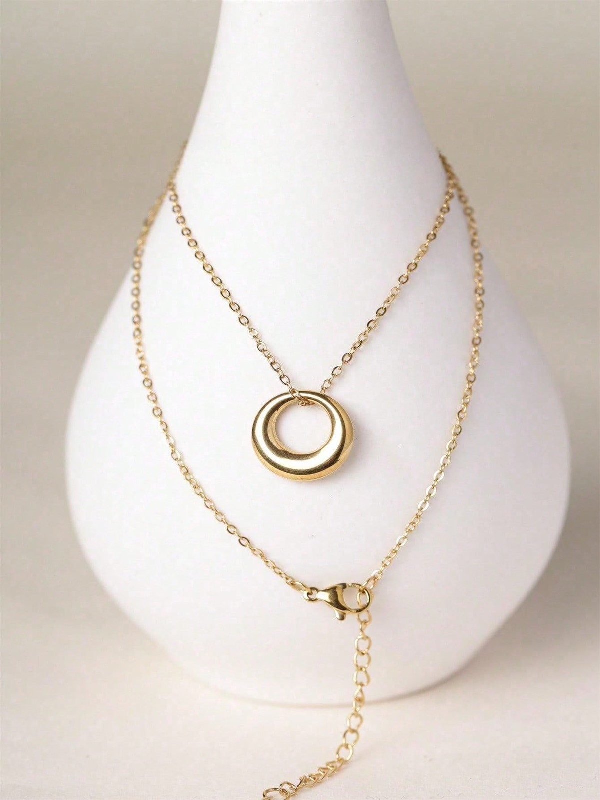 FICCINO Classic Elegant Gold-Plated Titanium Steel Donut Pendant Necklace