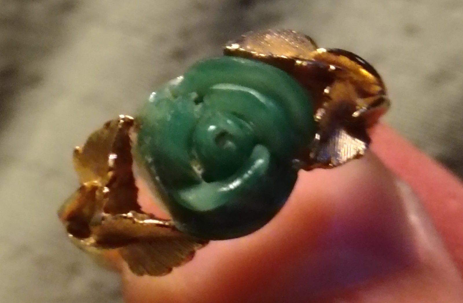 Crown Trifari Persian Garden Jade Rose on Gold Toned Ring RARE Alfred Phillipe
