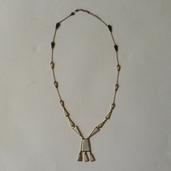 Gold Tone Geometric White Inlay Trapezoid Pendant Cable Chain, Adjustable