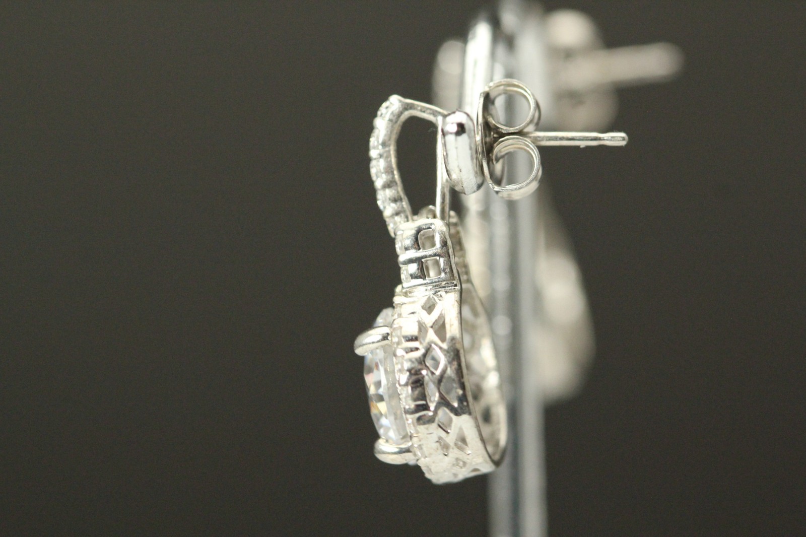 925 Sterling Silver Cubic Zirconia Halo Post Earrings 5.6 Grams (EAR5847)