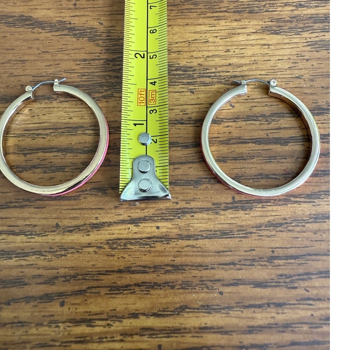 Avon Fashion Hoop Earrings Goldtone Pink 1.5 inches Pierced