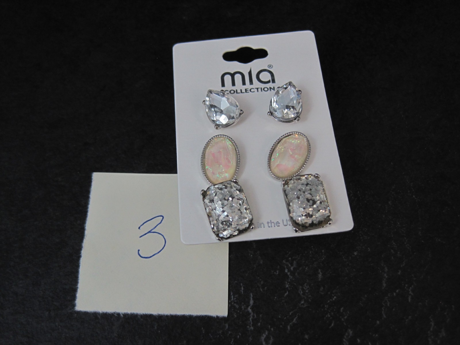 Lot of 388 Boutique Fashion Jewelry NEW $4268 Retail