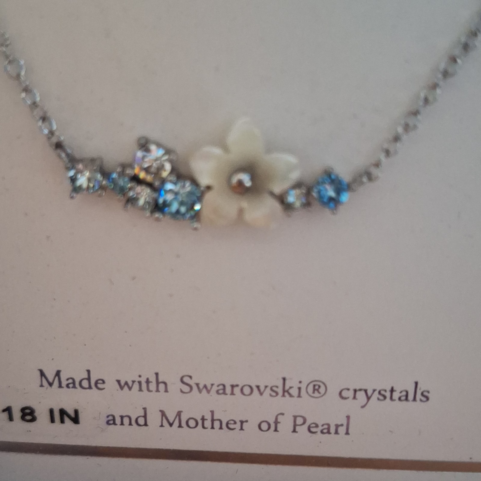 BRILLIANCE Mother of Pearl Flower Pendant Necklace SWAROVSKI Crystal Cable 18″
