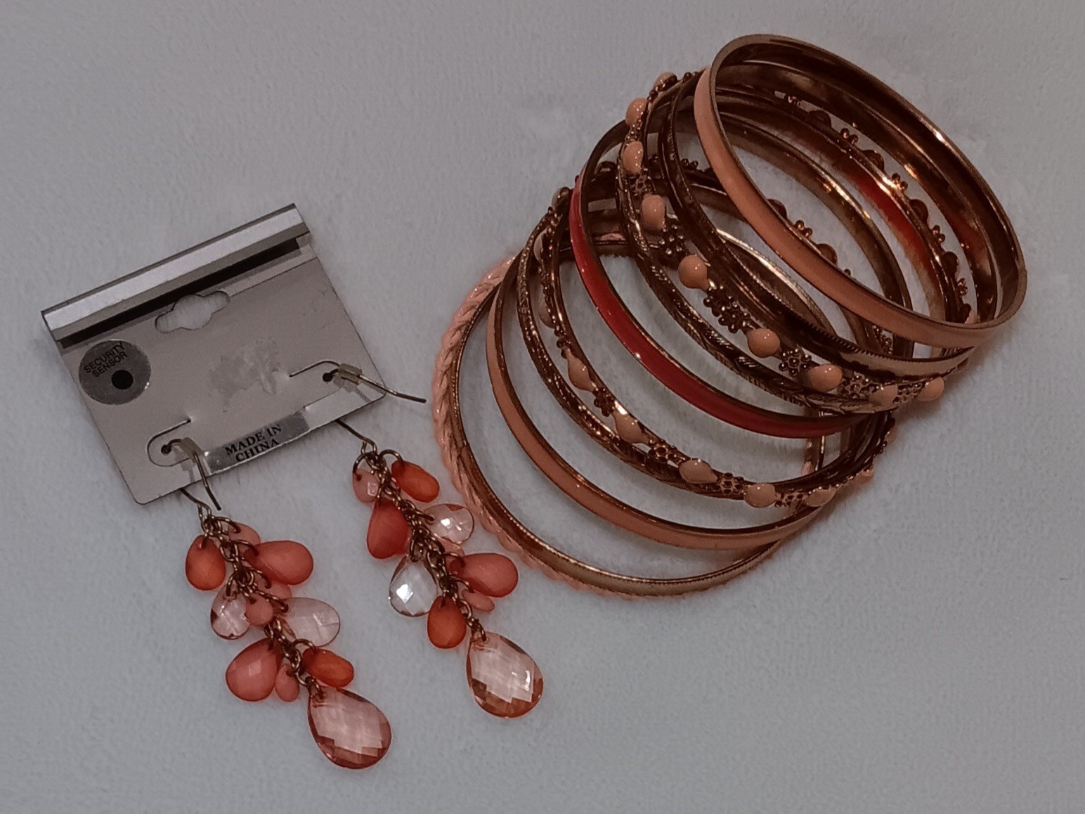 Charlotte Russe. Bangle Bracelets W/Earrings Pink/Mauve (early 2000s jewelry)