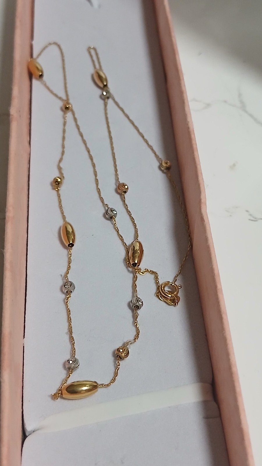 9ct Yellow and white Gold necklace