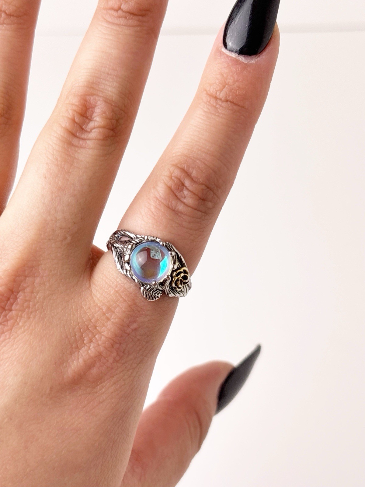 Sterling Silver Flower and Leaf Motif Moonstone Ring in Iridescent Blue Size 7