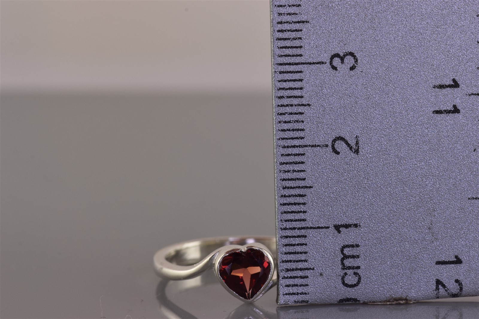 Sterling Silver Red Garnet Heart Swirled Bypass Band Ring 925 Sz: 8